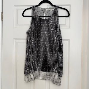 Sleeveless tunic